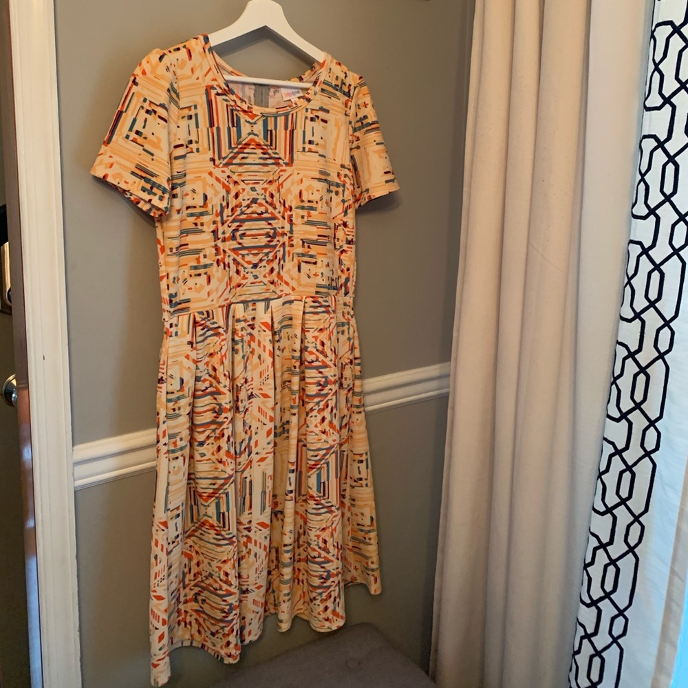 LuLaRoe Amelia dress